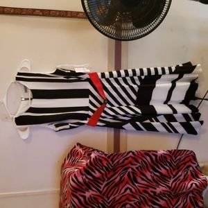 Danny and Nicole size 6 dress new with tags